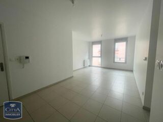  Appartement à louer 3 pièces 60 m²