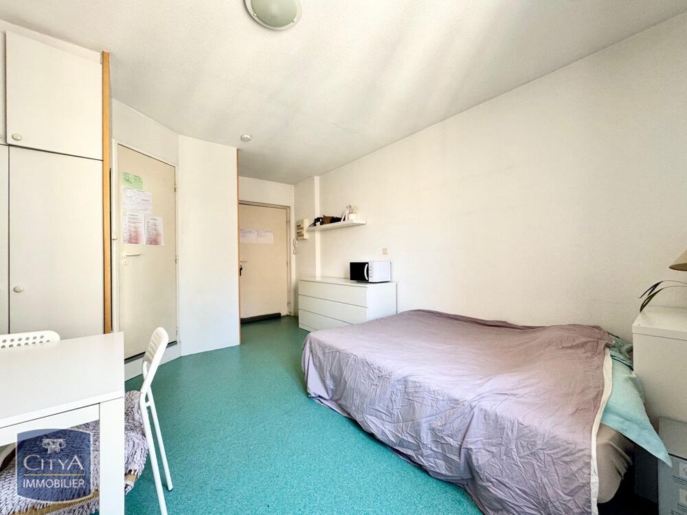 location Appartement - 1 pièce(s) - 17 m² Nimes (30900)