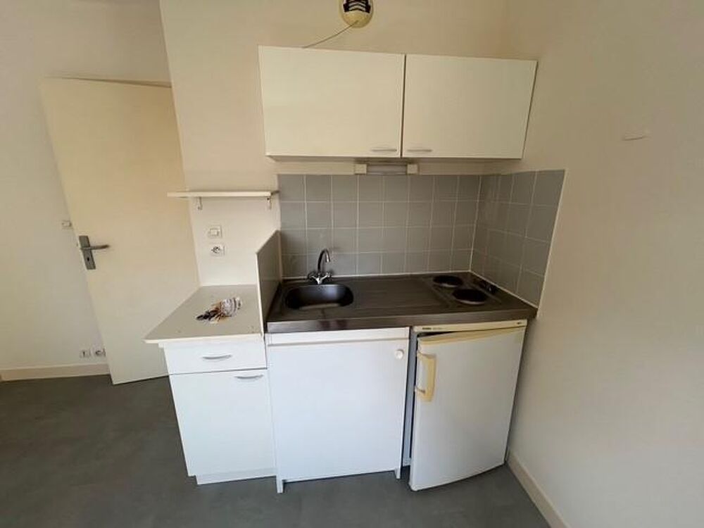 À LOUER : Appartement T1 situé dans la charmante ville d....