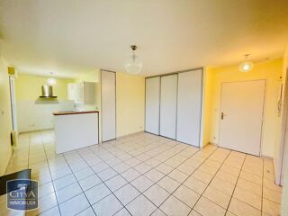  Appartement à louer 2 pièces 44 m²