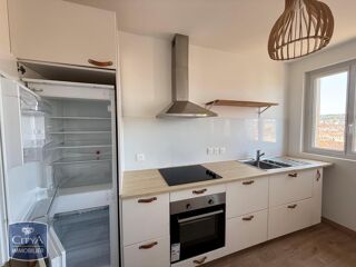  Appartement à louer 3 pièces 56 m²
