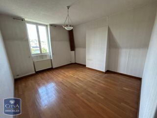  Appartement � louer 4 pi�ces 120 m�