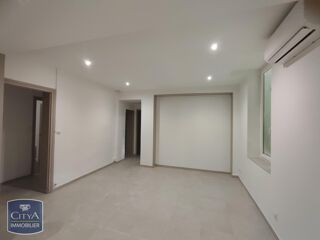  Appartement à louer 4 pièces 74 m²