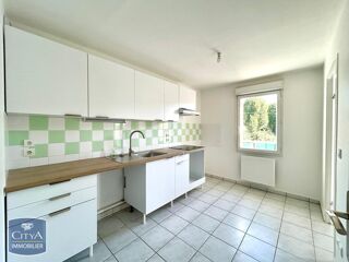  Appartement à louer 4 pièces 92 m²