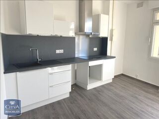  Appartement à louer 4 pièces 116 m²