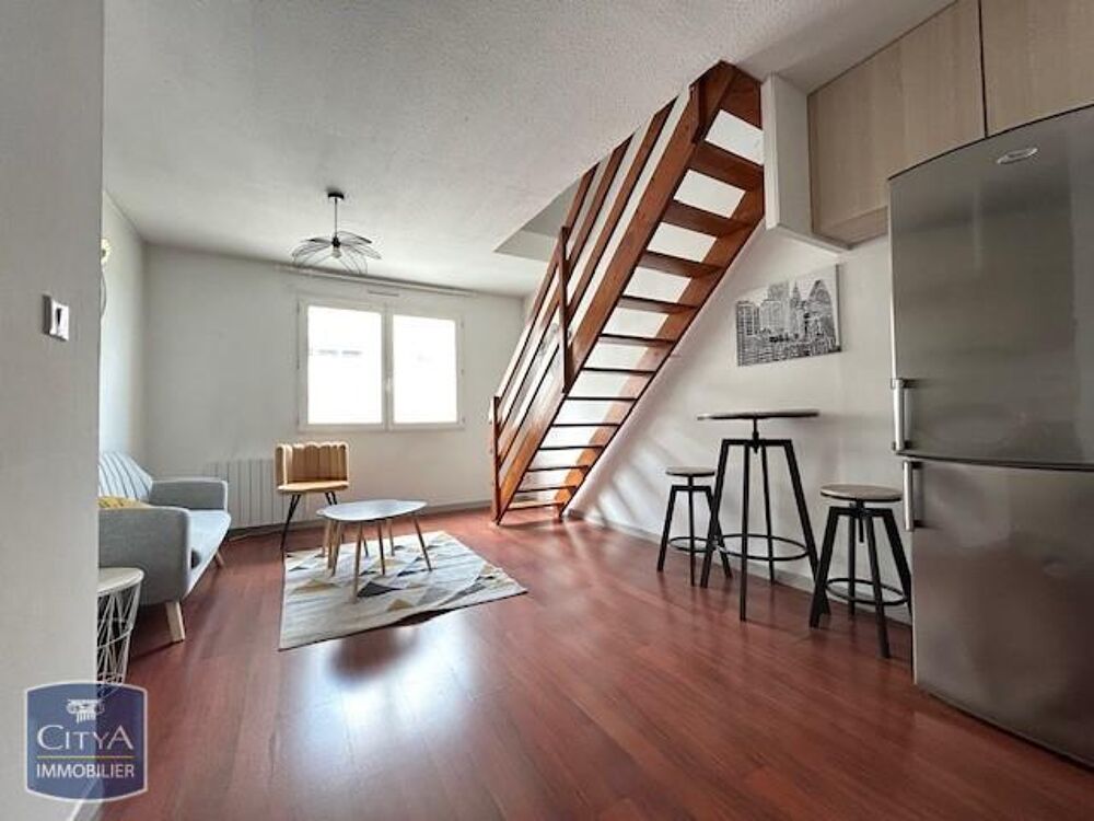 A LOUER - APPARTEMENT 2 PIECES MEUBLE EN DUPLEX - NANTES....