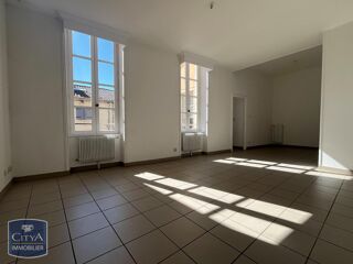  Appartement à louer 3 pièces 80 m²