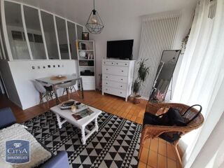  Appartement à louer 1 pièce 32 m²