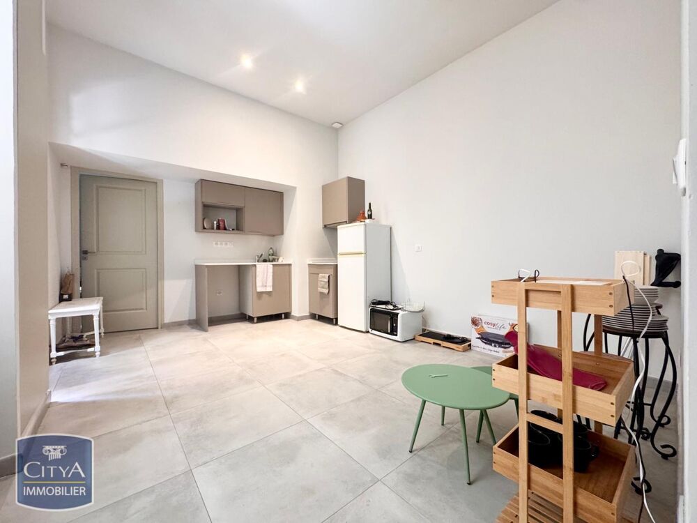 location Appartement - 3 pièce(s) - 51 m² Nîmes (30000)