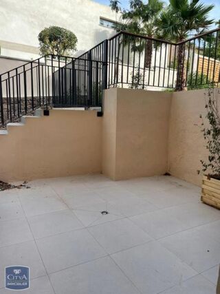  Appartement à louer 3 pièces 75 m²