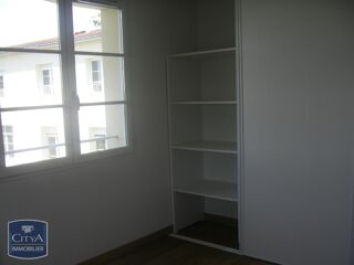 Appartement à louer 3 pièces 69 m²