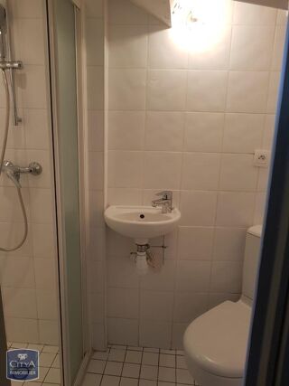  Appartement à louer 2 pièces 16 m²