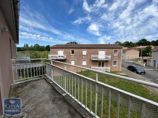  Appartement à louer 3 pièces 55 m²