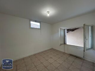  Appartement à louer 3 pièces 64 m²