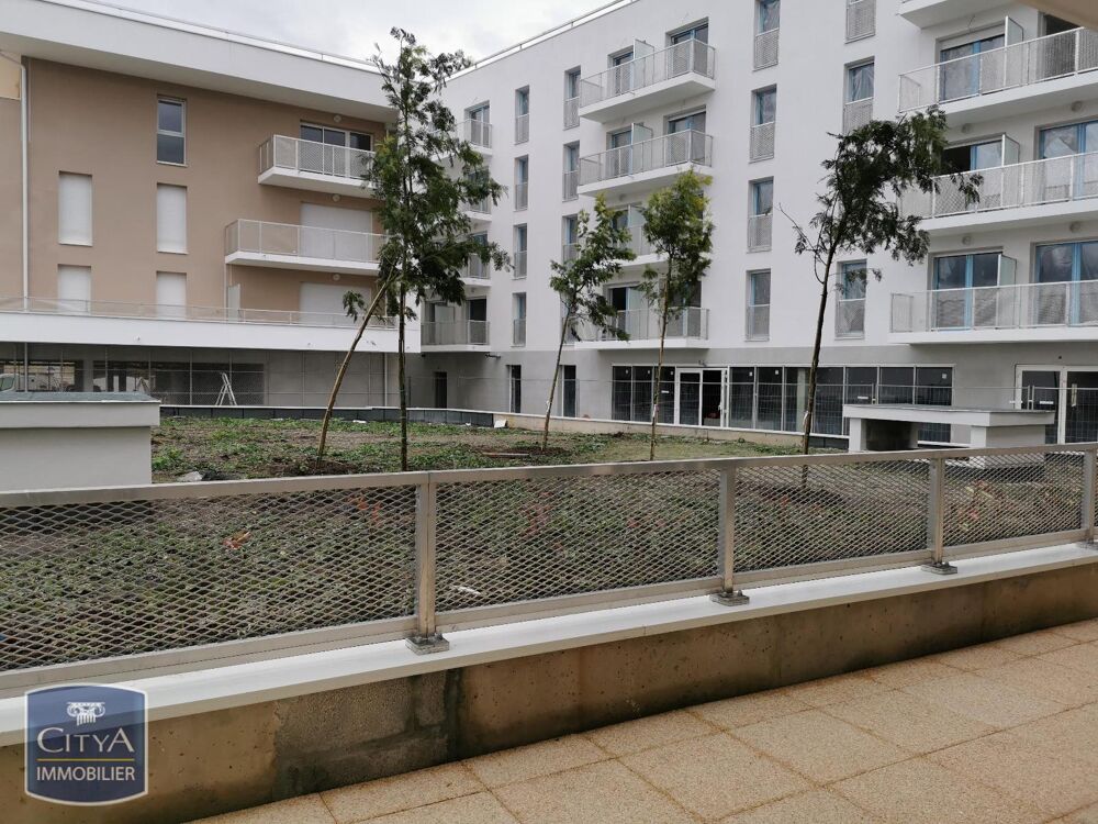 À LOUER : Découvrez cet appartement récent T2 situé à Vi....