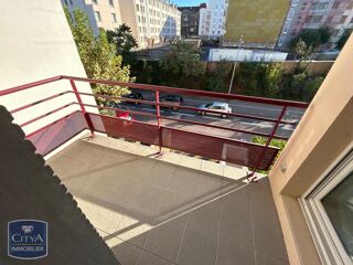  Appartement à louer 4 pièces 83 m²