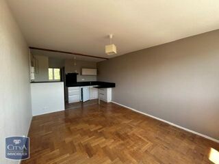  Appartement à louer 2 pièces 40 m²