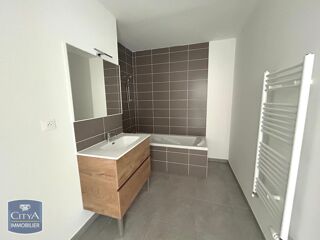  Appartement à louer 3 pièces 62 m²