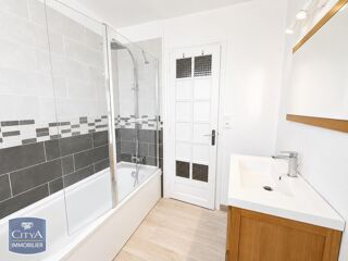  Appartement à louer 3 pièces 70 m²