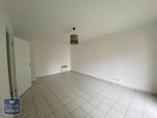  Appartement à louer 2 pièces 43 m²