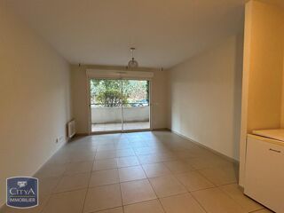  Appartement à louer 2 pièces 41 m²