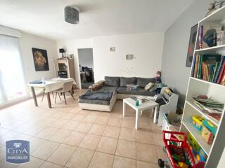  Appartement à louer 2 pièces 55 m²