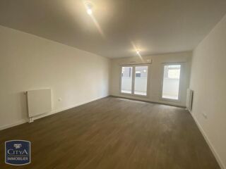  Appartement à louer 3 pièces 71 m²