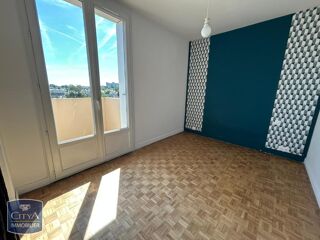  Appartement à louer 3 pièces 71 m²