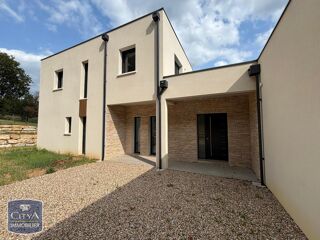  Maison à louer 5 pièces 218 m²