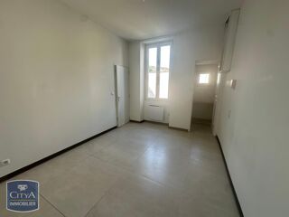  Appartement à louer 4 pièces 97 m²