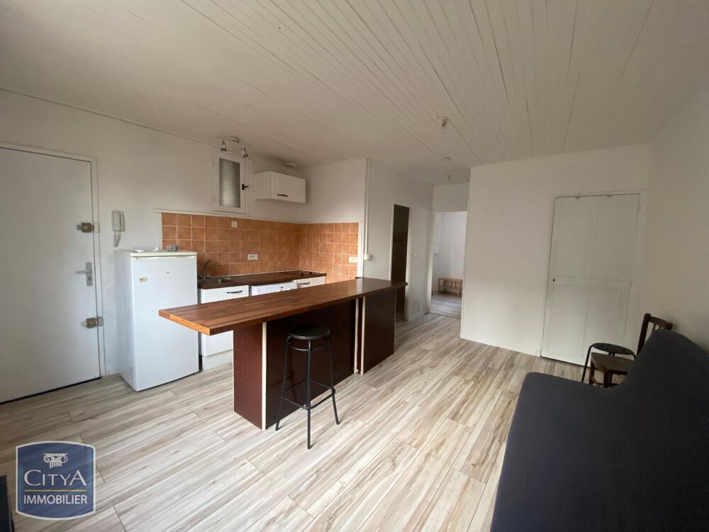 À LOUER : Appartement T2 meublé et climatisé à Avignon i....