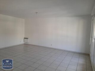 Appartement à louer 2 pièces 45 m²