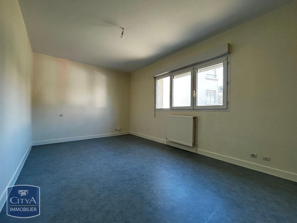 À LOUER : Appartement rénové T2 situé à Brive, dans le c....