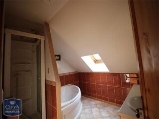  Appartement à louer 3 pièces 87 m²