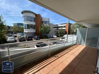  Appartement à louer 3 pièces 81 m²