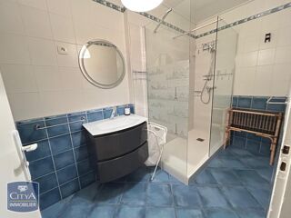  Appartement à louer 5 pièces 108 m²