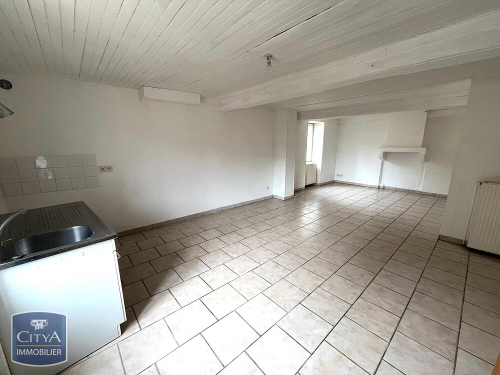location Maison - 3 pièce(s) - 66 m² Azé (71260)