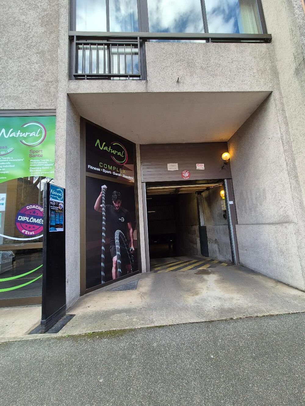location Parking / Garage Mâcon (71000)