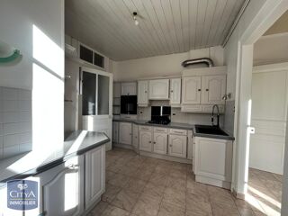  Appartement à louer 4 pièces 75 m²