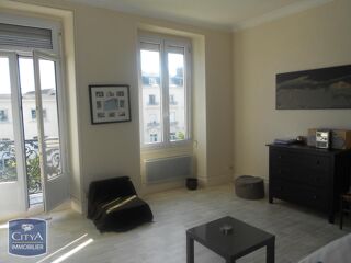  Appartement à louer 1 pièce 37 m²