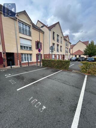  Parking / Garage à louer 