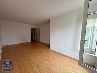  Appartement à louer 3 pièces 73 m²