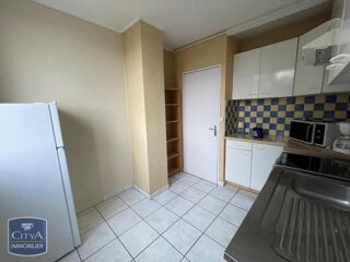  Appartement à louer 4 pièces 61 m²
