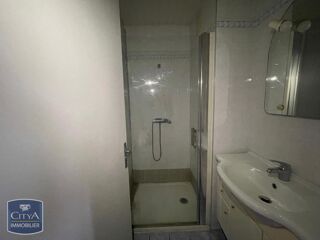  Appartement à louer 5 pièces 103 m²