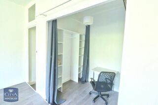  Appartement à louer 1 pièce 25 m²
