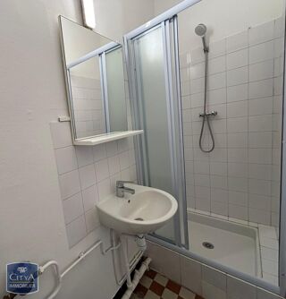  Appartement à louer 1 pièce 32 m²