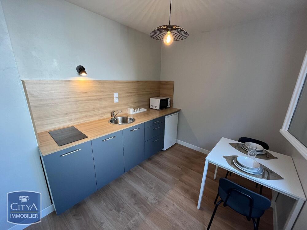 À LOUER : Découvrez cet appartement rénové T1 situé à pr....