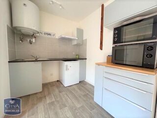  Appartement à louer 2 pièces 33 m²