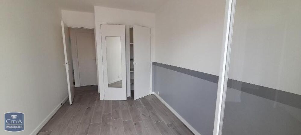 LA BAULE hyper centre venez découvrir cet appartement de....