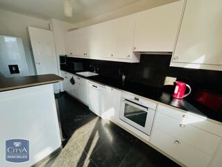  Appartement à louer 3 pièces 66 m²